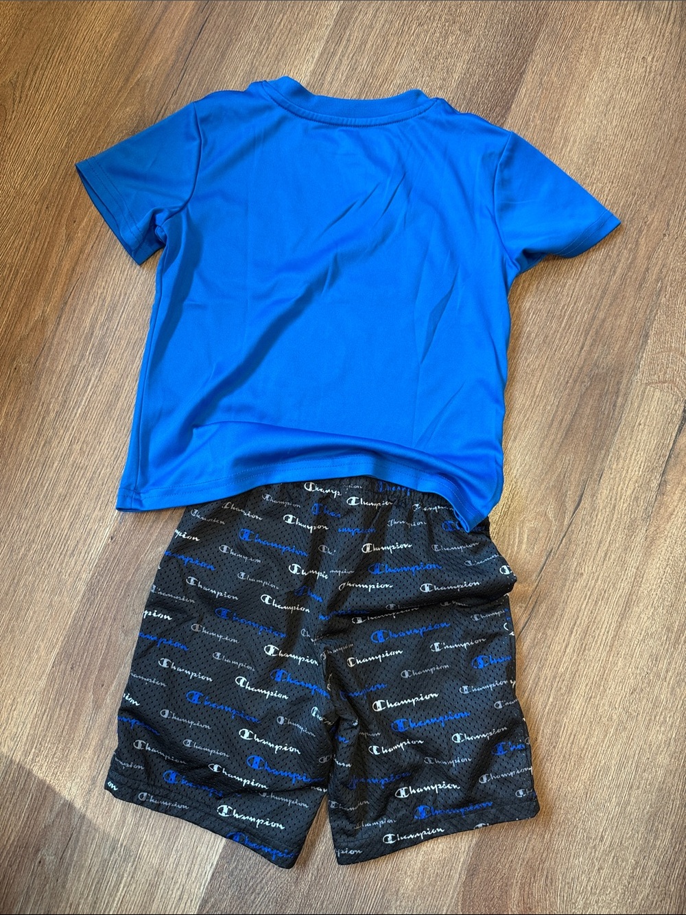 Champion Short Set - Picture 2 of 3